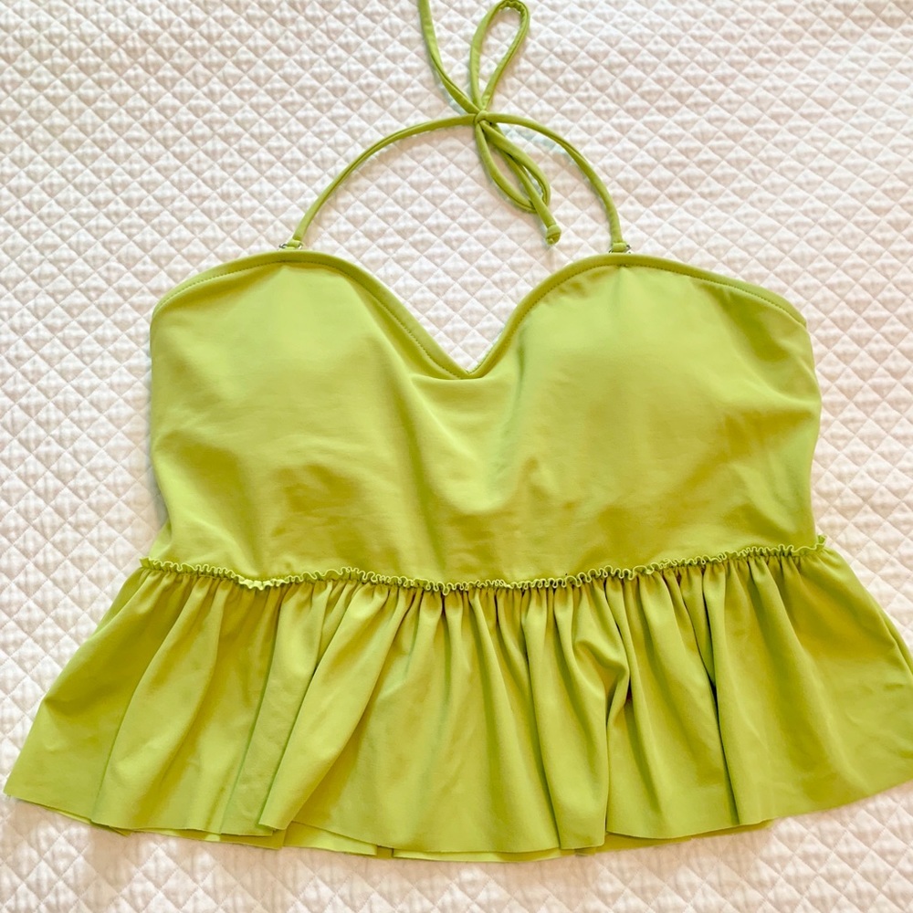 Kortni Jeane sweetheart peplum top